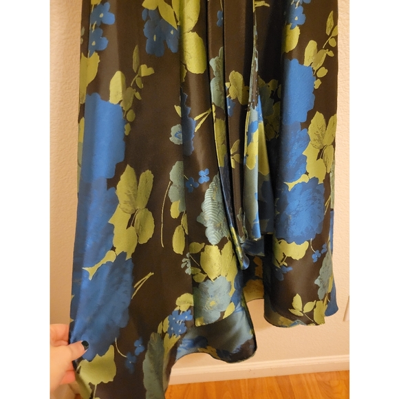 Womems R&M Richard's dress high low blue/green/metallic size 8 sleeveless - Picture 11 of 11